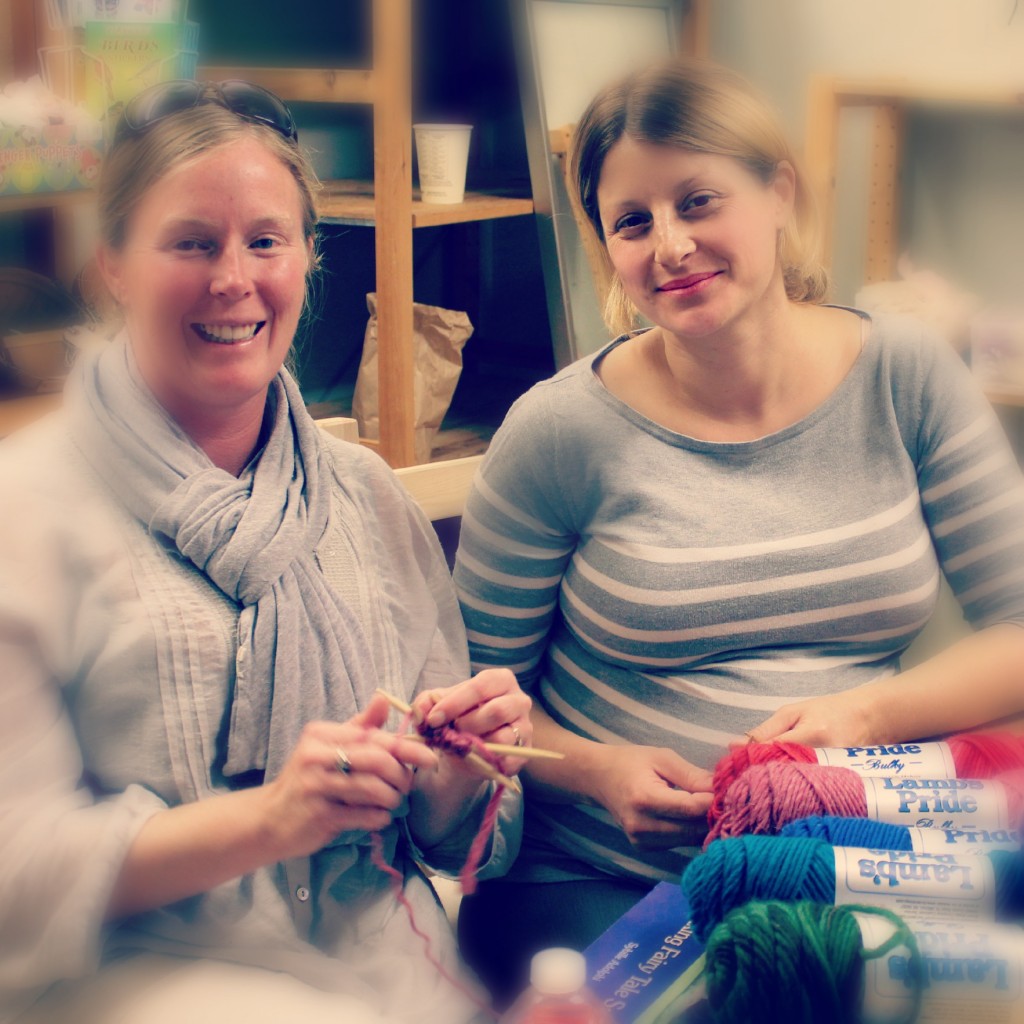 121212 Michaela and Sara knitting 3