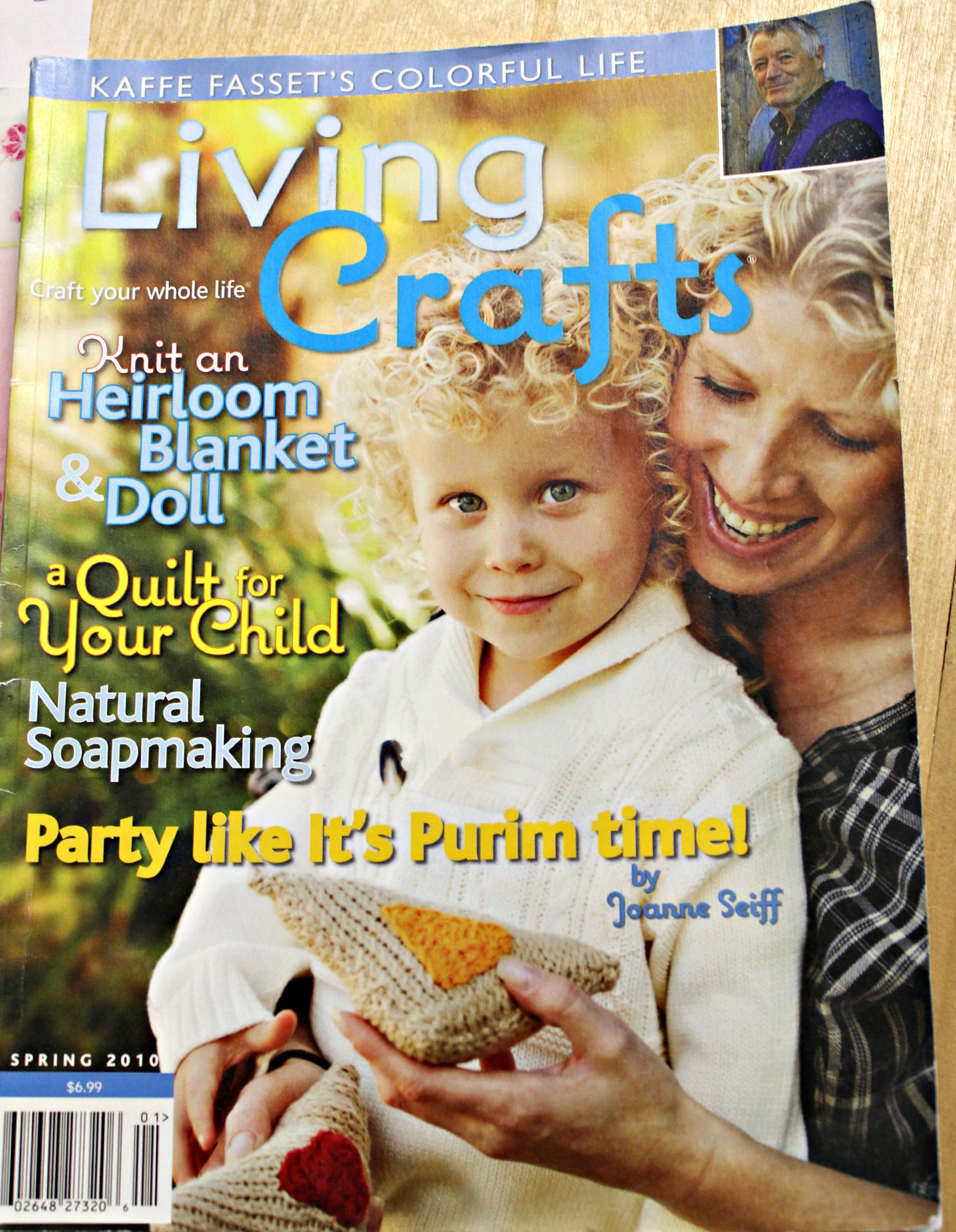 130116 Spring 2010 Issue of Living Crafts Magazine Christine Newell's Lamb Marionette craft project