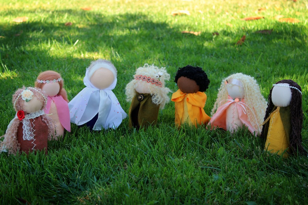 131001 7 newly handmade table top puppets on green lawn