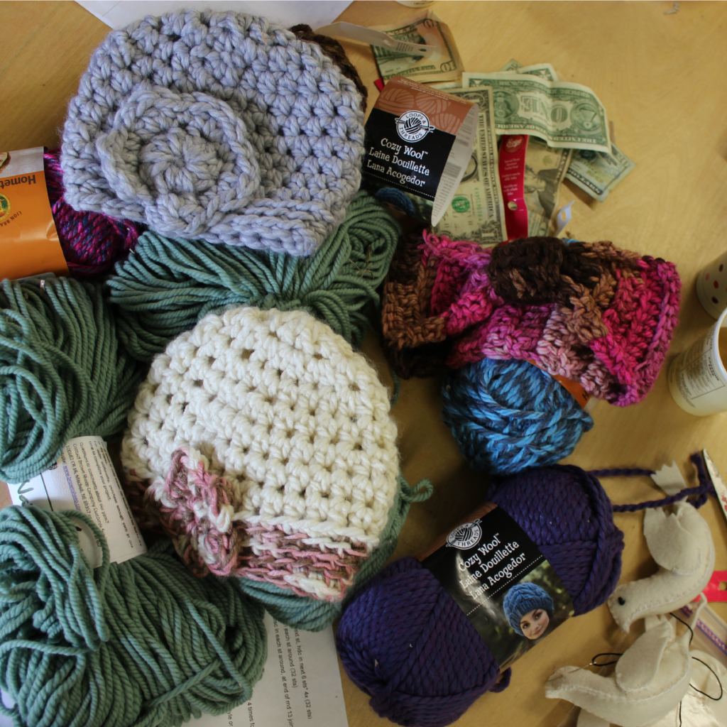 131119 supplies for making super thick bulky yarn crochet hat