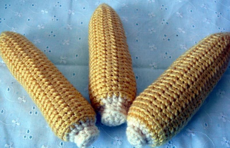 140205 voodoomaggie Crochet play food corn