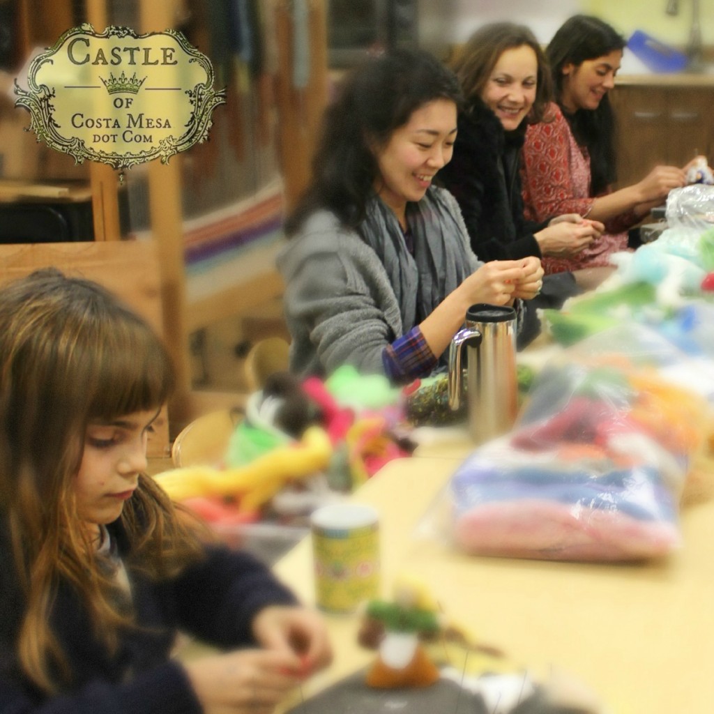 140207 Anicka, Gloria, Alena and Yvonne crafting in 3rd grade classroom 4