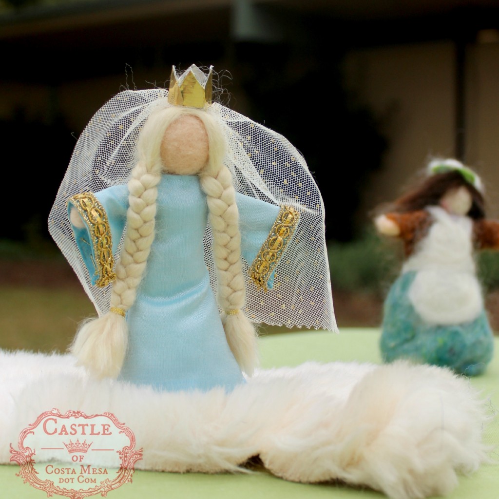 140210 Fairy Tale Queen with mini ballet crown and sparkly veil