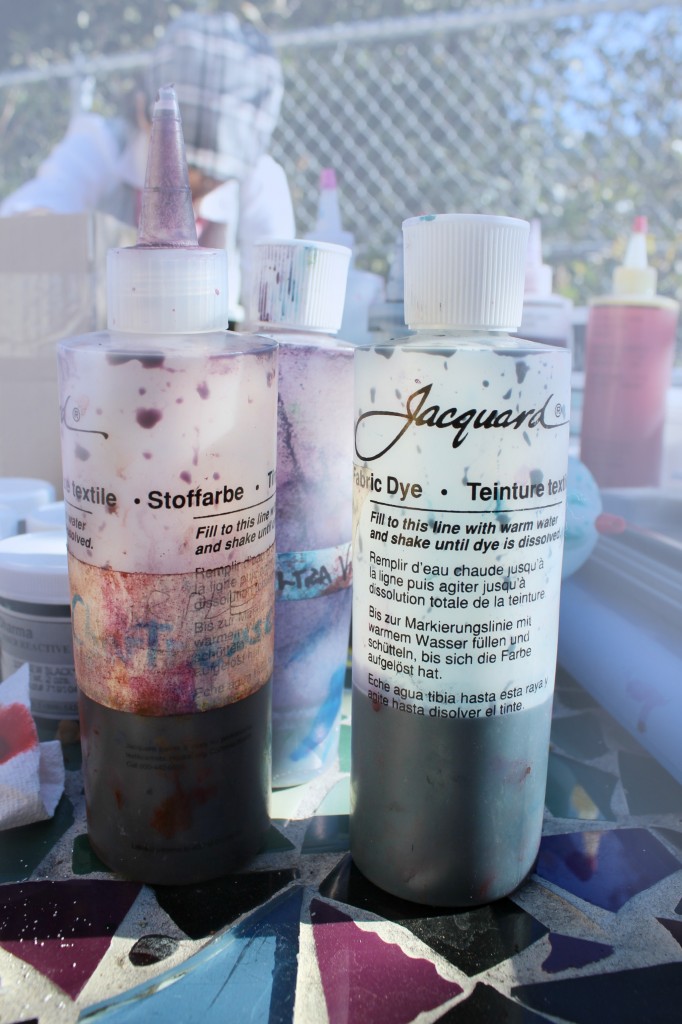 140114 Jacquard Acid dye for dyeing shibori silk scarves.