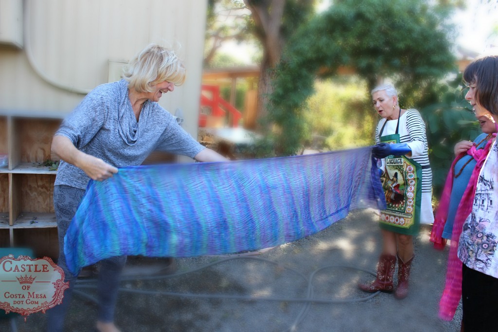 140114 Oohs and Aahs as we unveiled Rachel's handmade arashi shibori tie dyed silk chiffon scarf