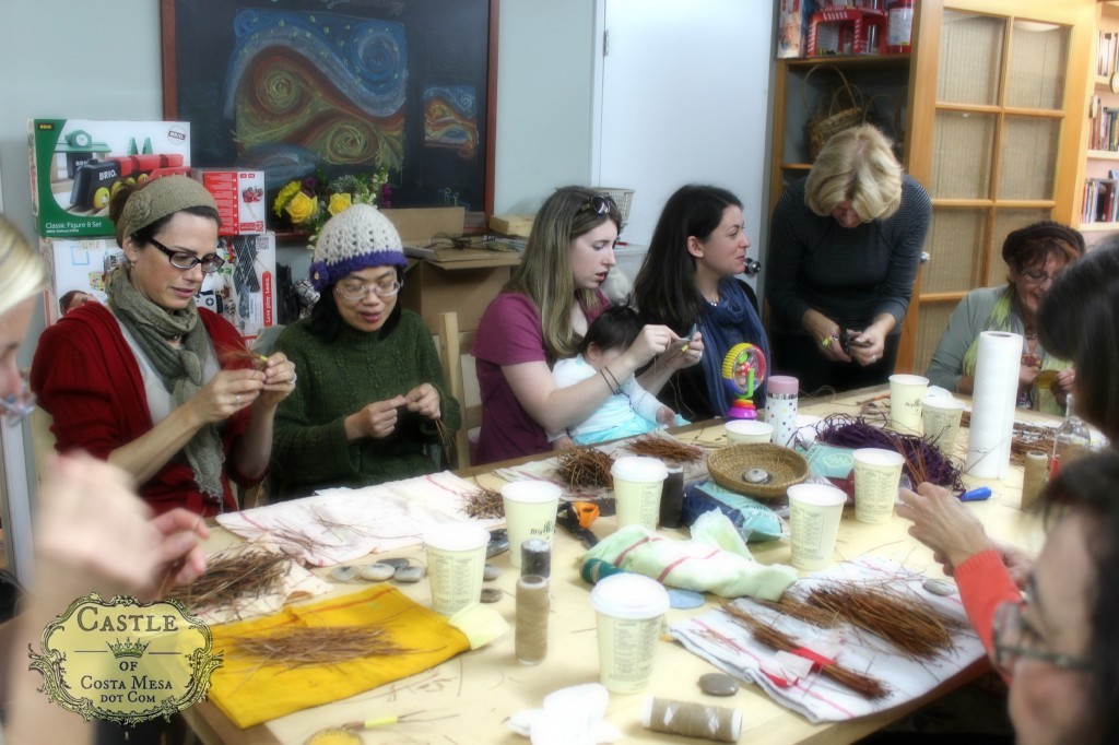 140304 roomful of crafters making pine needle baskets in the back room of the Company of Angels