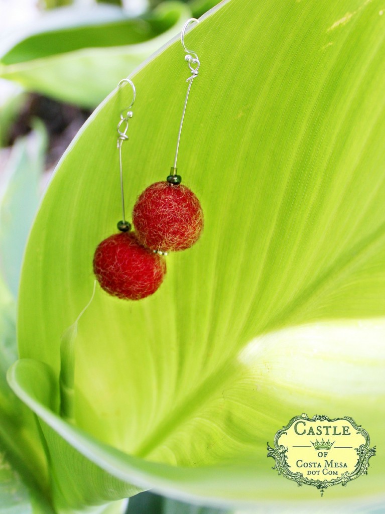 140513 red cherry handmade wet-felted dangling earrings 2