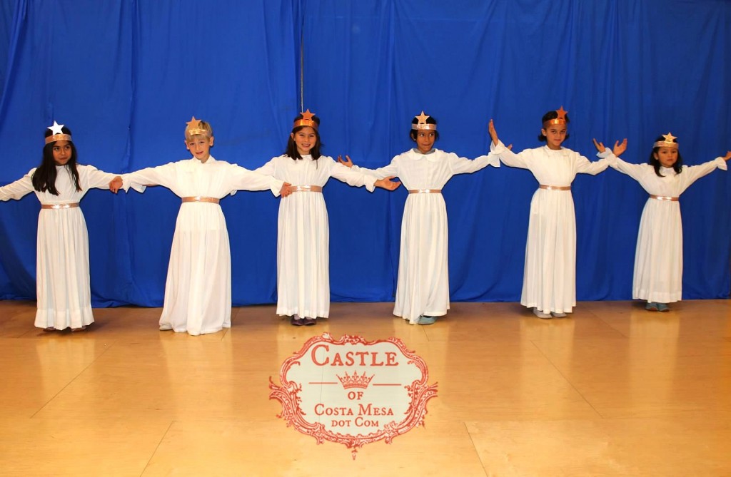 1212 Second Grade Christmas Old Spanish Eurythymy Play The angels in white 2