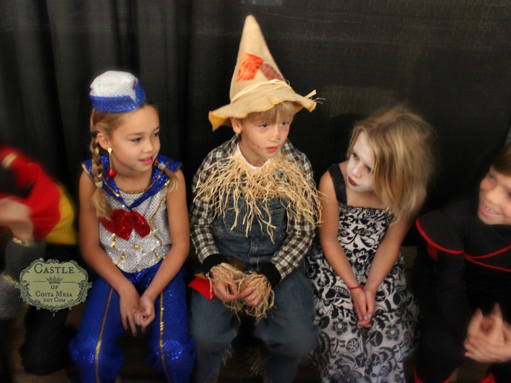 131030 Halloween Third Graders Sailor Girl, Scarecrow and Zombie girl 2