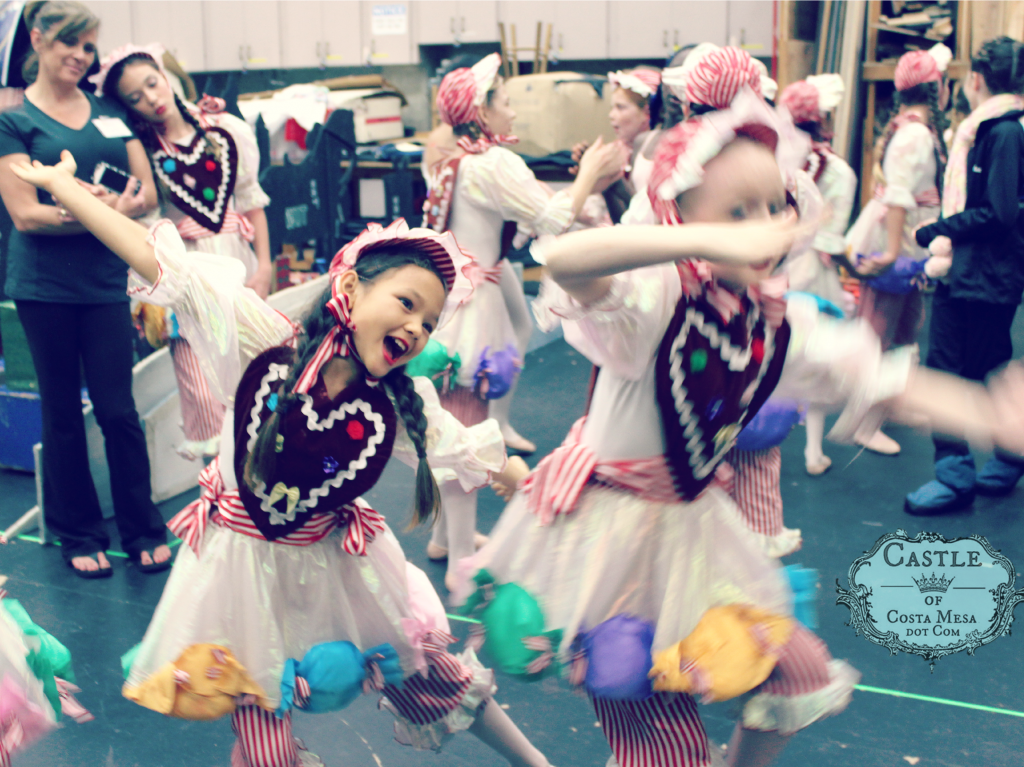 141210 Festival Ballet Gingersnaps backstage dress rehearsal nunu with sleepy girl.