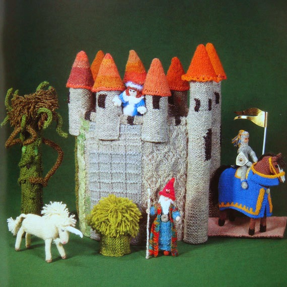 150531 Knit an Enchanted Castle by Jan Messent