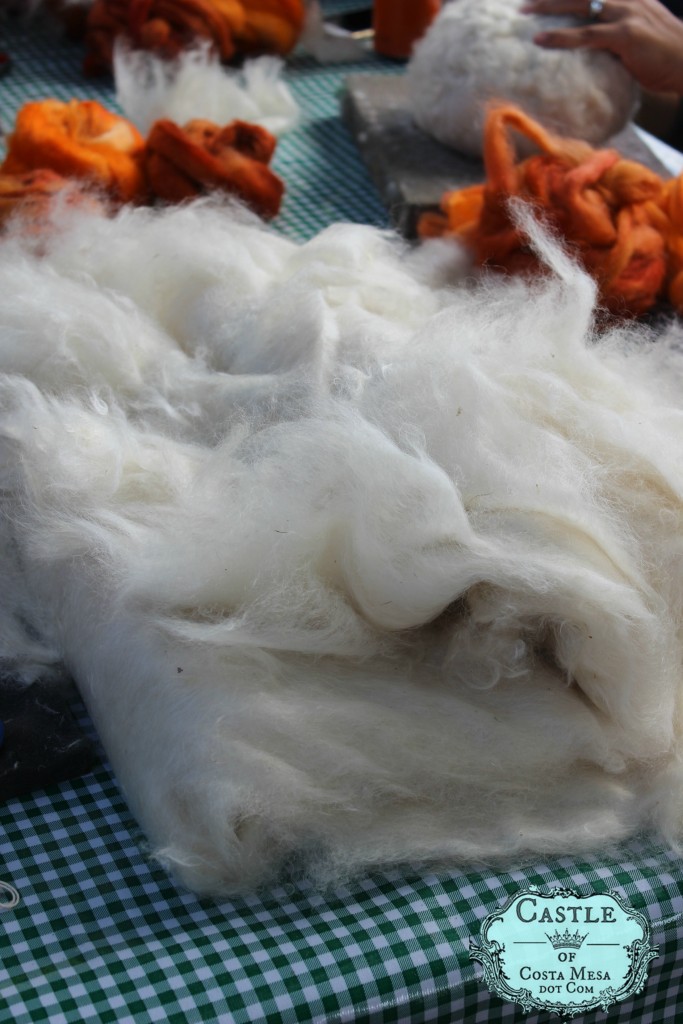161003-natural-white-wool-fiber-6638